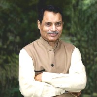 Dr. Naresh Kumar Chhavania